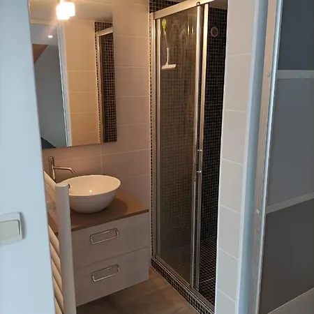 Appartement Superbe Dans Avec Jardin *