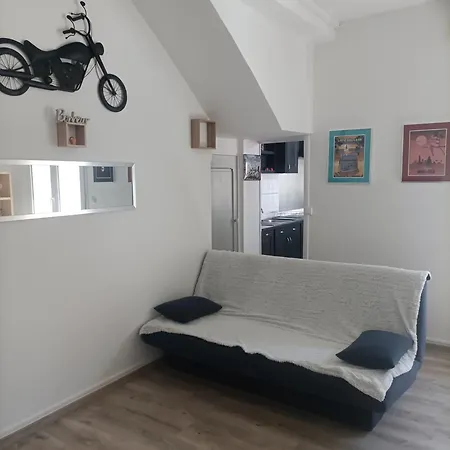 Superbe Dans Avec Jardin Appartement *